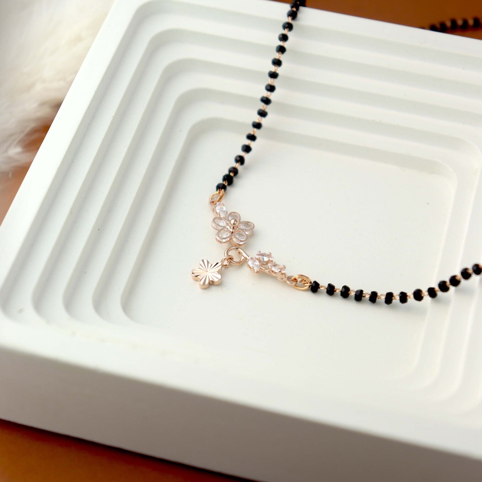 Twin Floral Shine Drop Mangalsutra