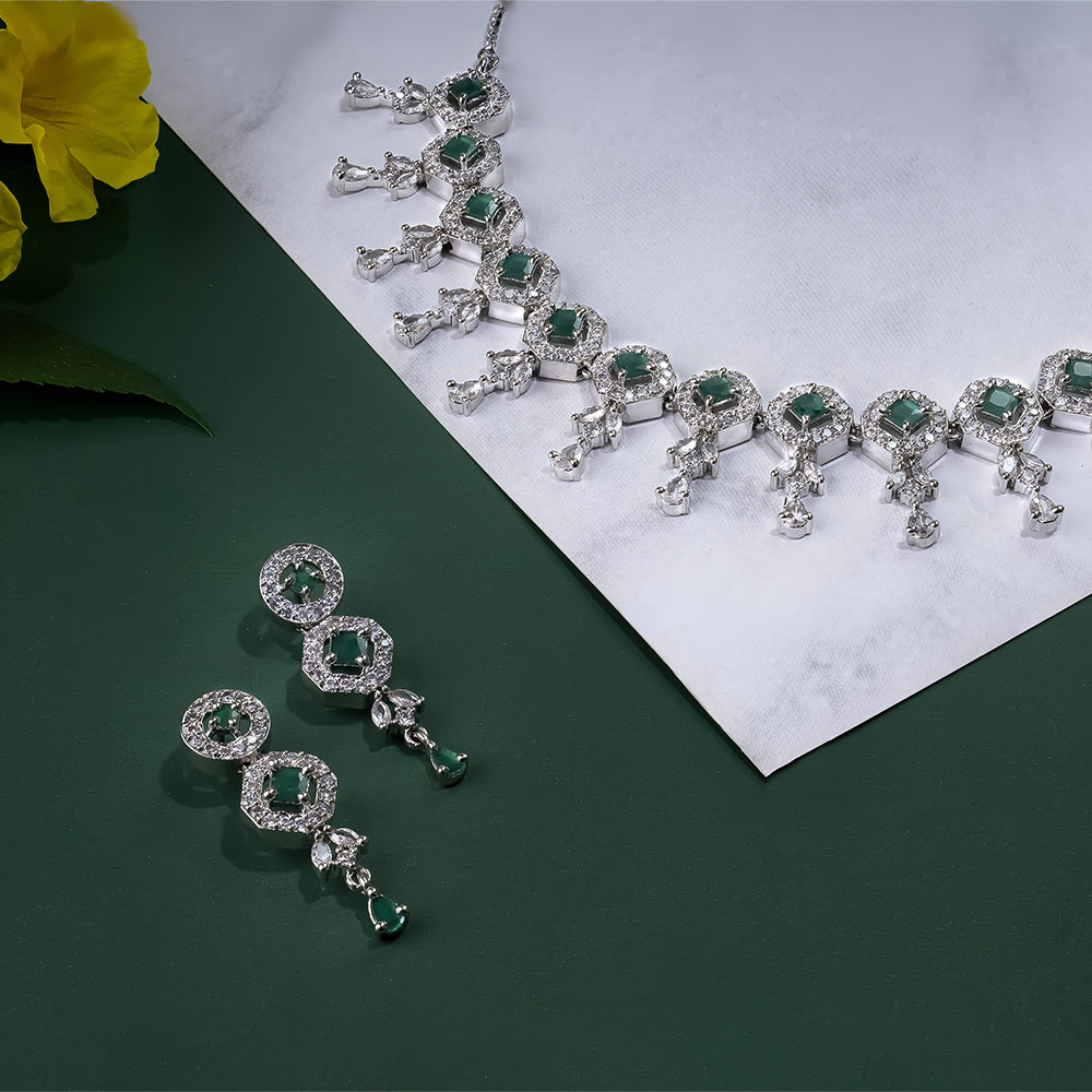 Emerald Rain Necklace Set
