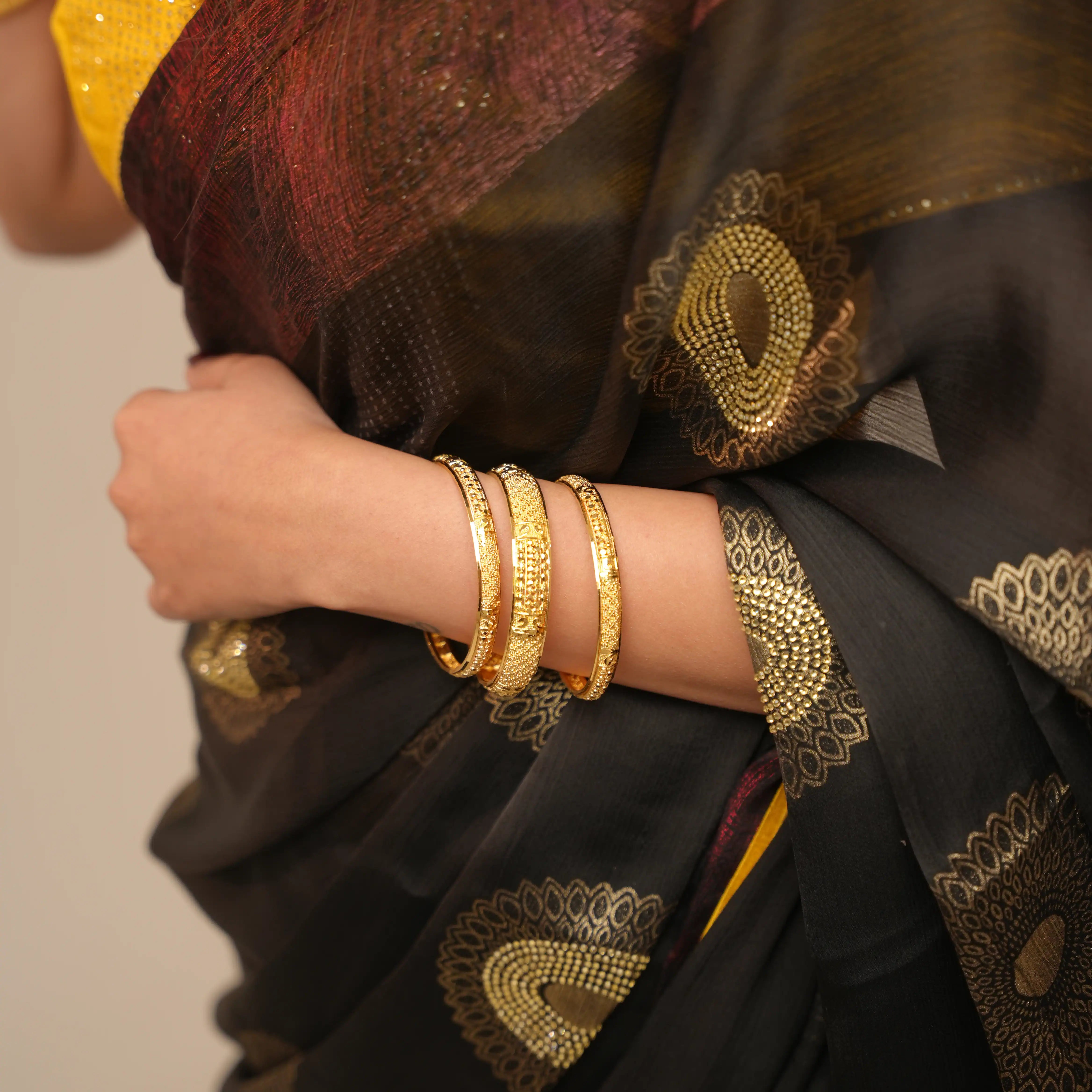 Hirvani Bangles
