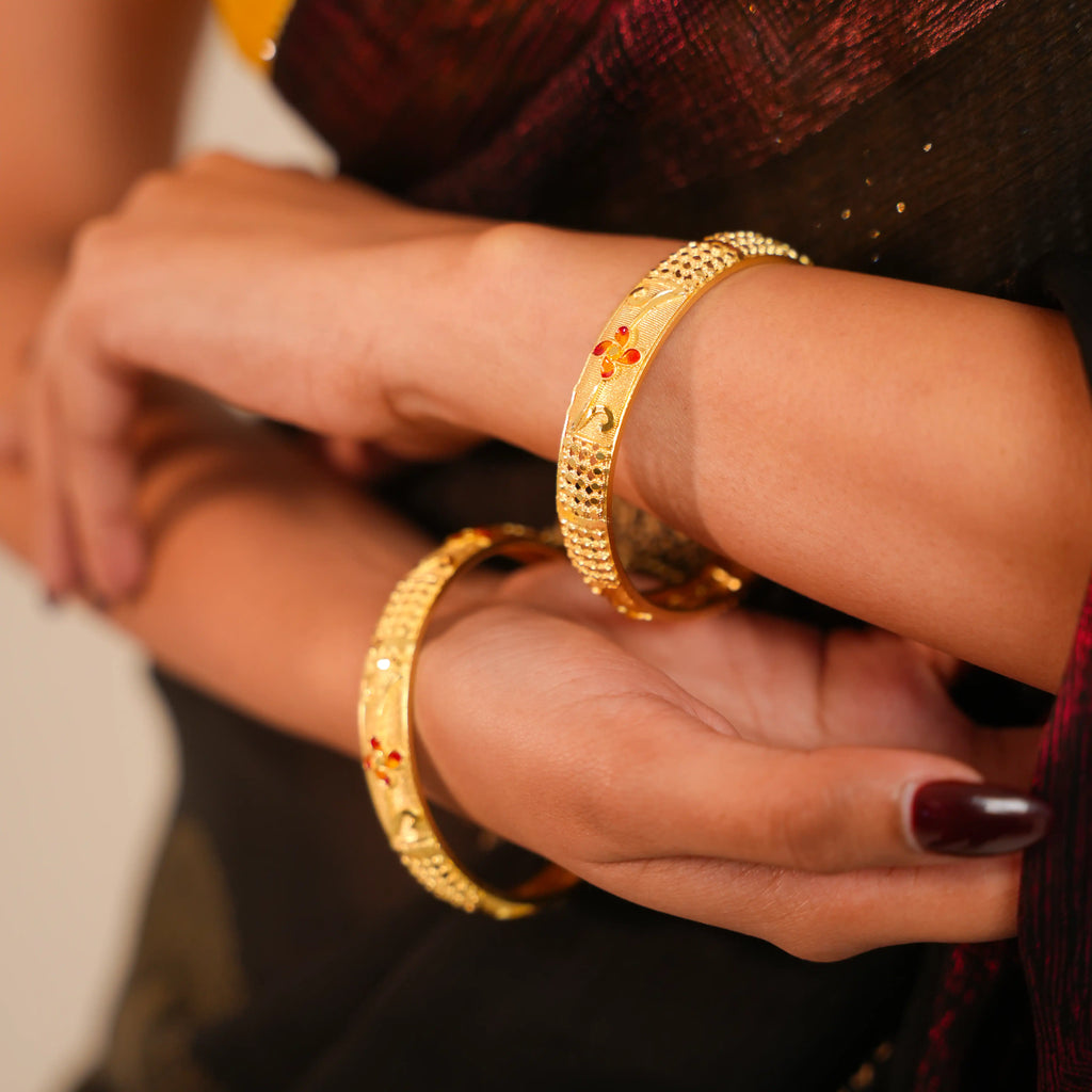 Ruhanshi Gold Bangles