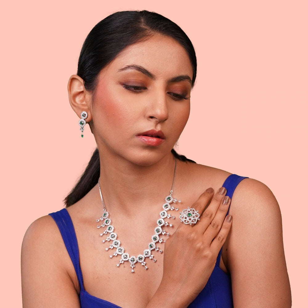 Emerald Rain Necklace Set