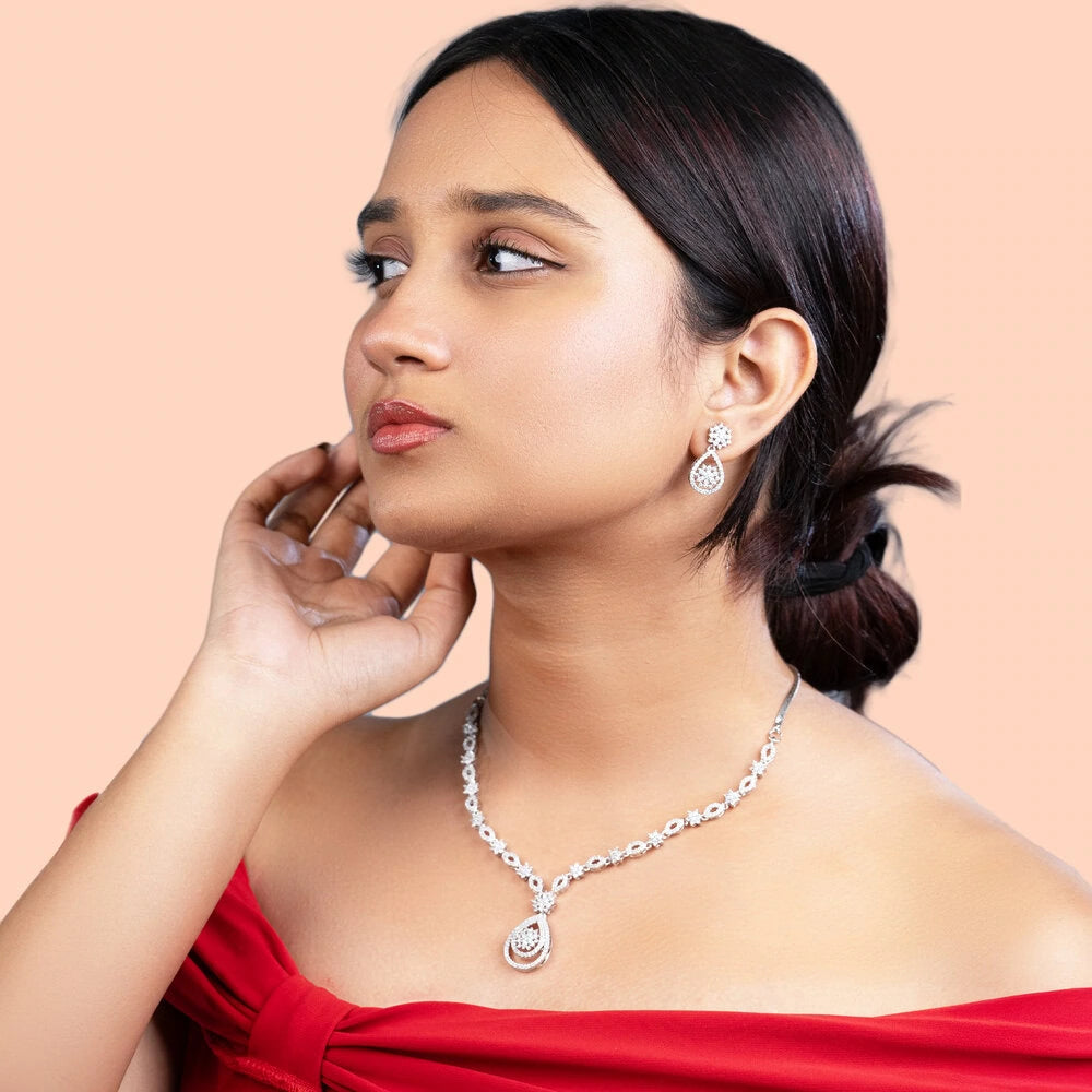Classic Diamond Necklace Set