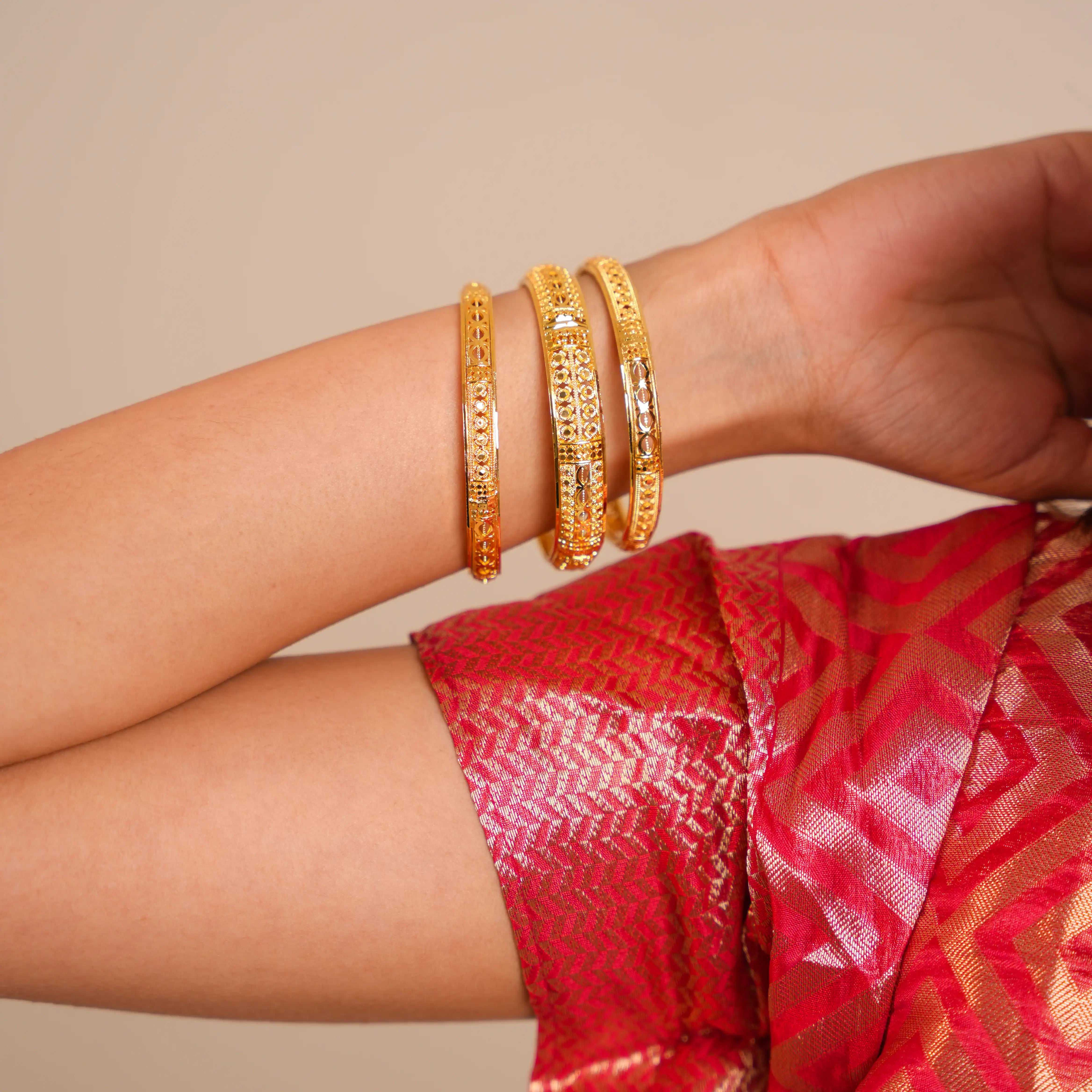 Kanisha Gold Bangles