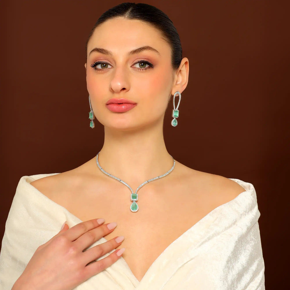 Elegant Aqua Necklace