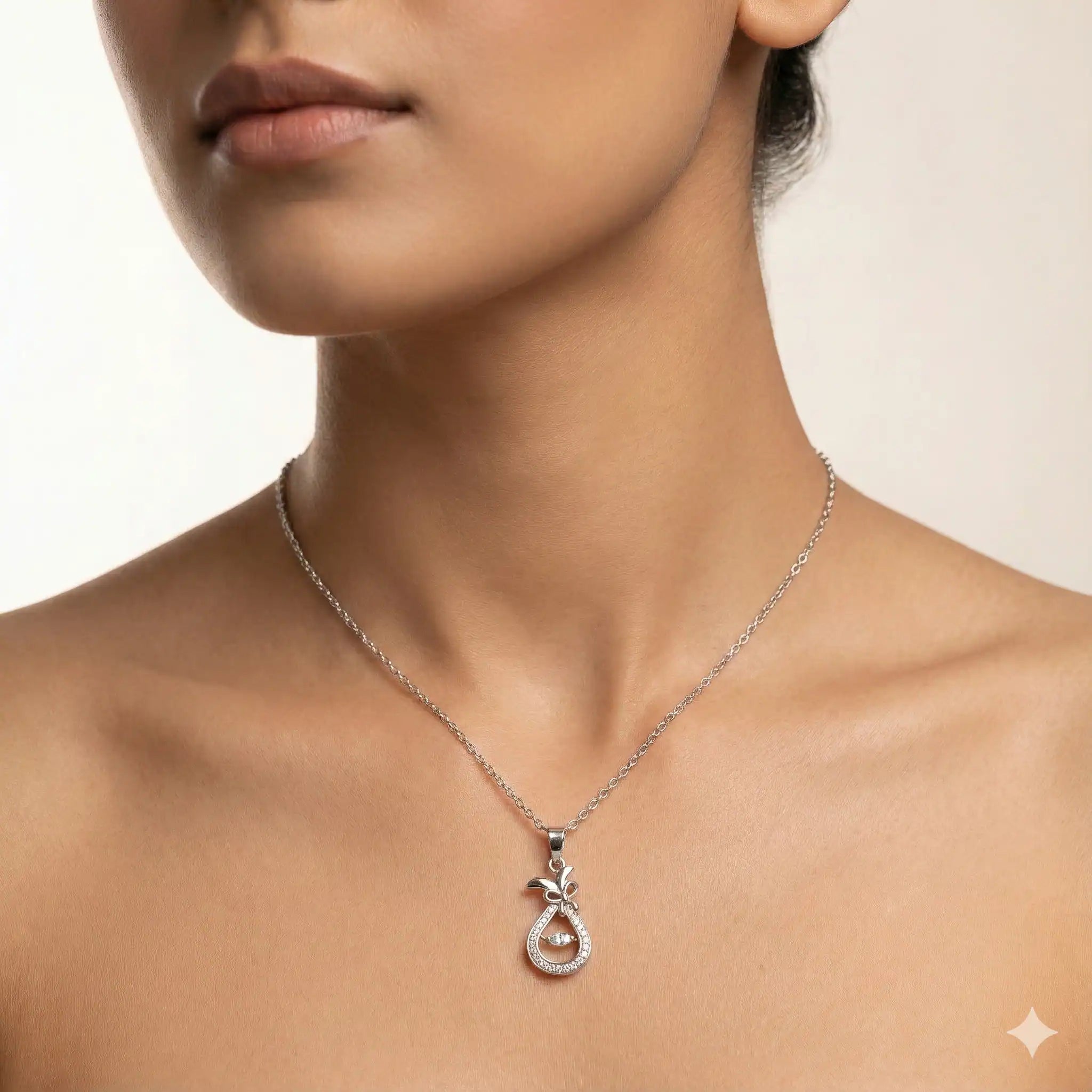 Dainty Bow Necklace