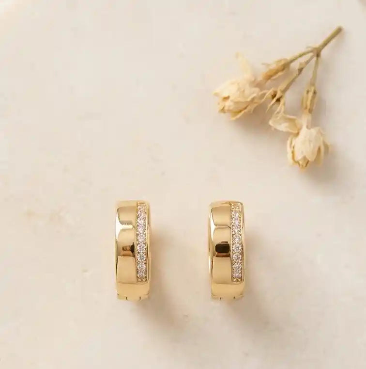 Minimal Hoop Earrings