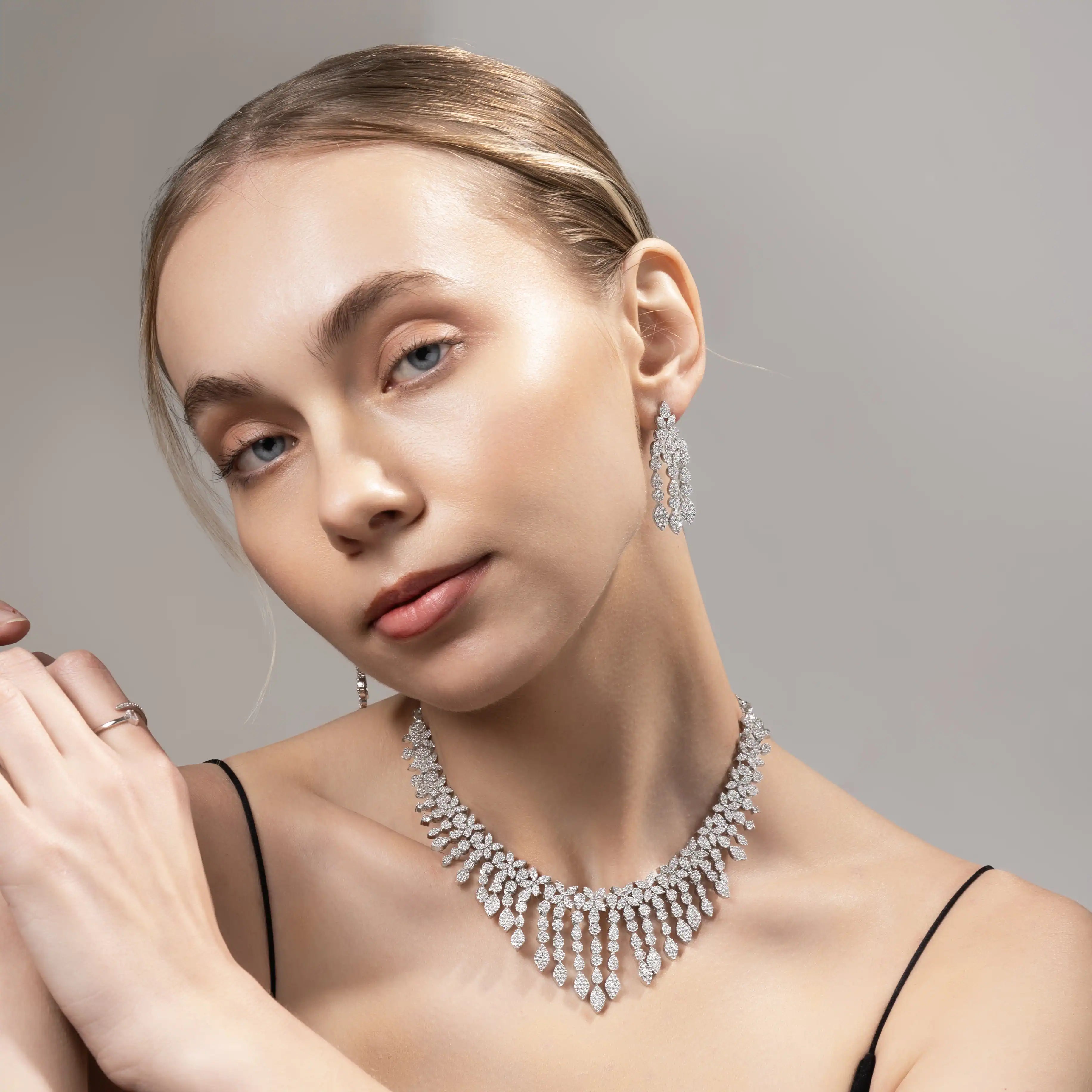 Frostfall Necklace Set