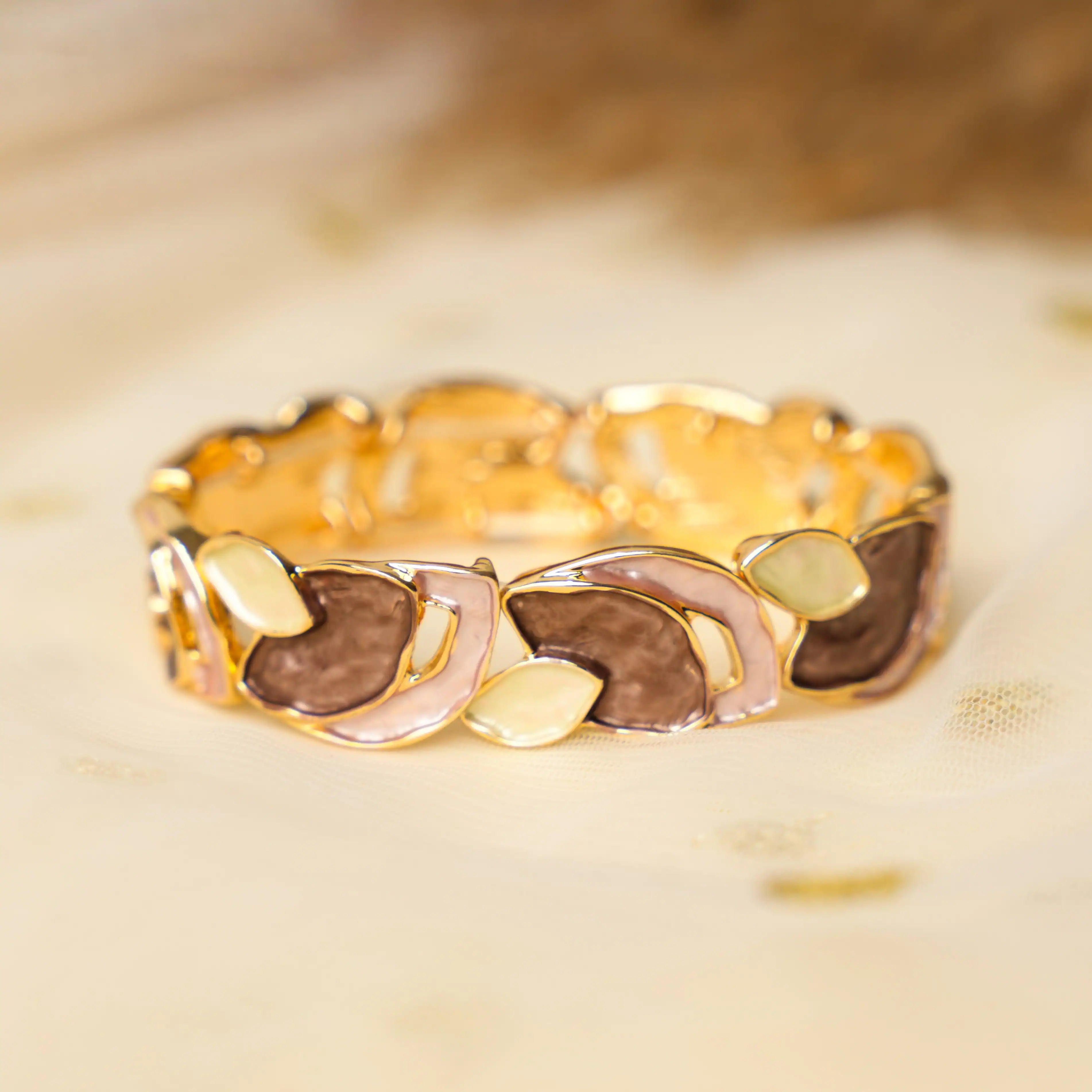 Elva Leaf Bracelet