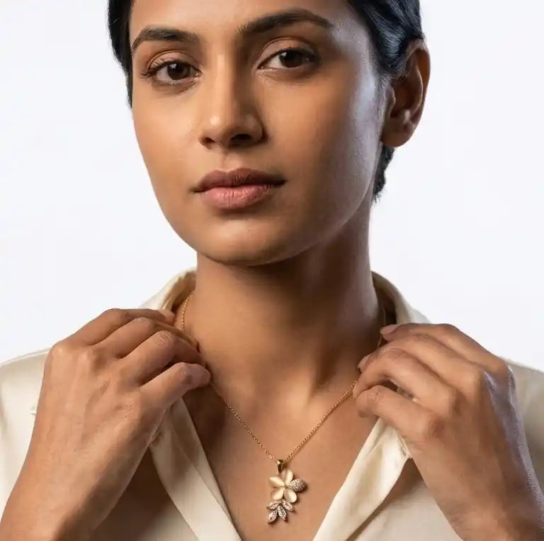 Flower Pendant Necklace