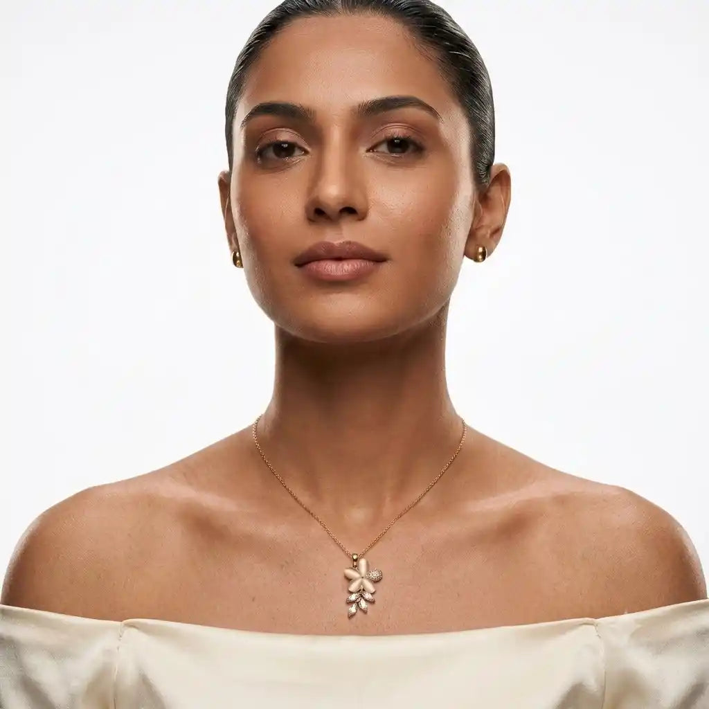 Minimal Floral Necklace