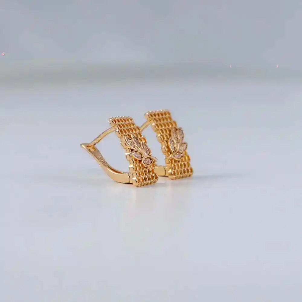 Diamond Mesh Studs | Geometric Mesh Stud Earrings for Women