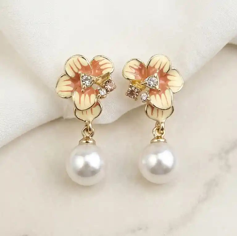 Gold Pearl Earrings