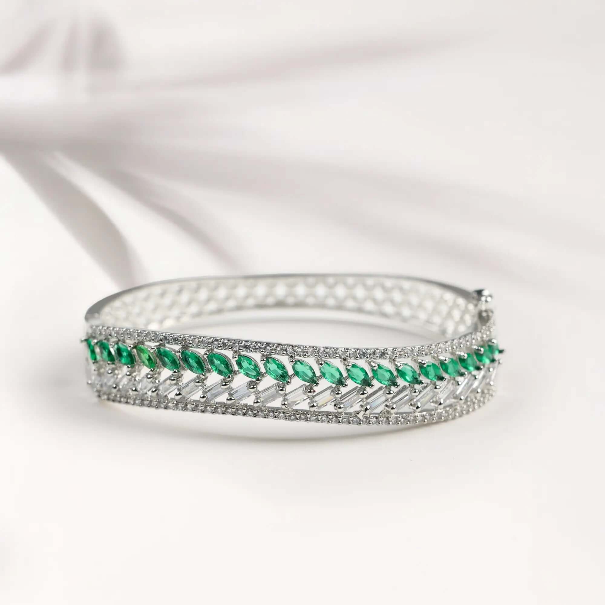Sparkling Gem Bracelet