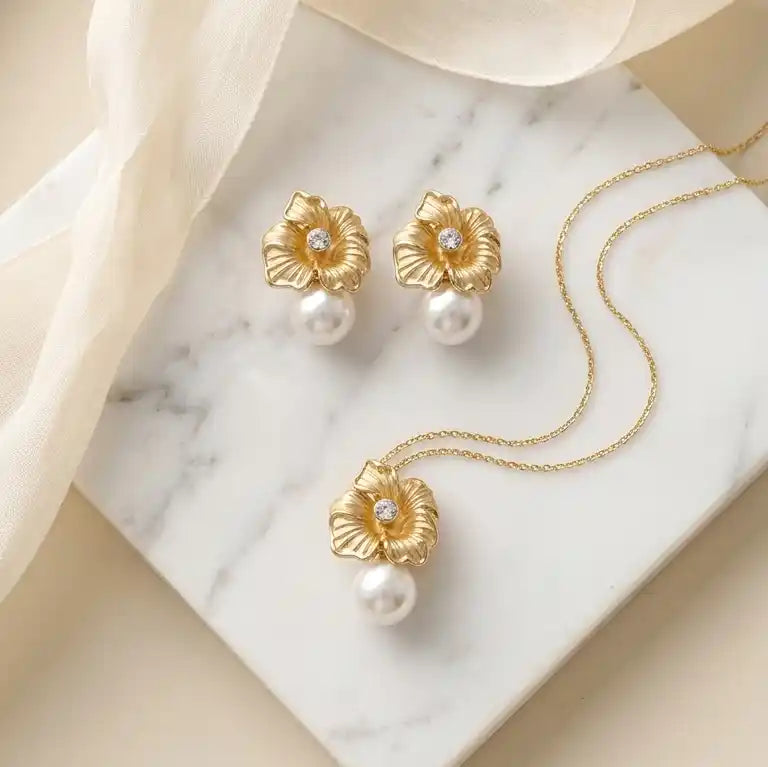 Pearl Necklace Set