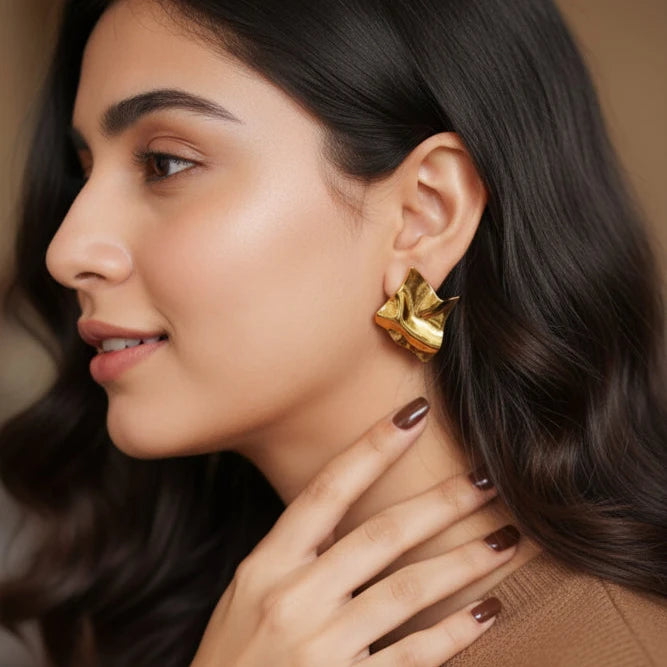 Elegant Wave Earrings
