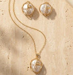 Gold Pearl Necklace