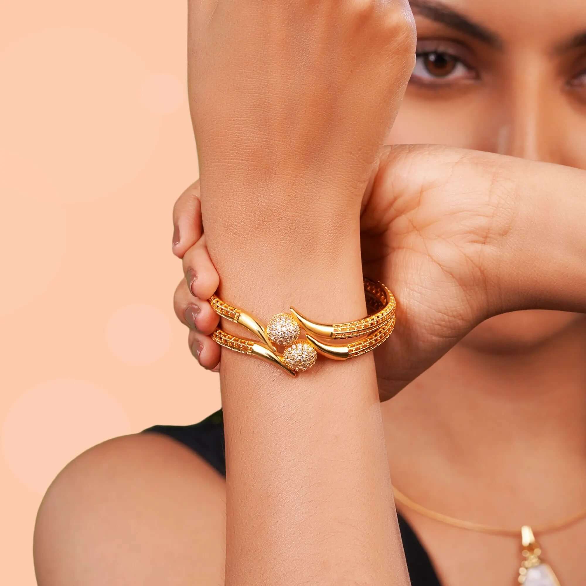 Classic Golden Kada