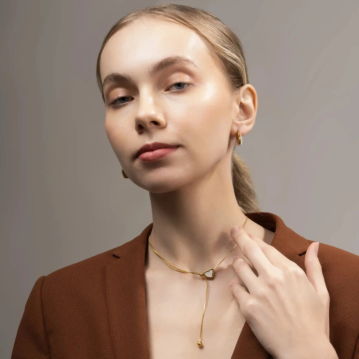 Minimal Heart Slider Necklace for Women – Gold Plated Adjustable Chain