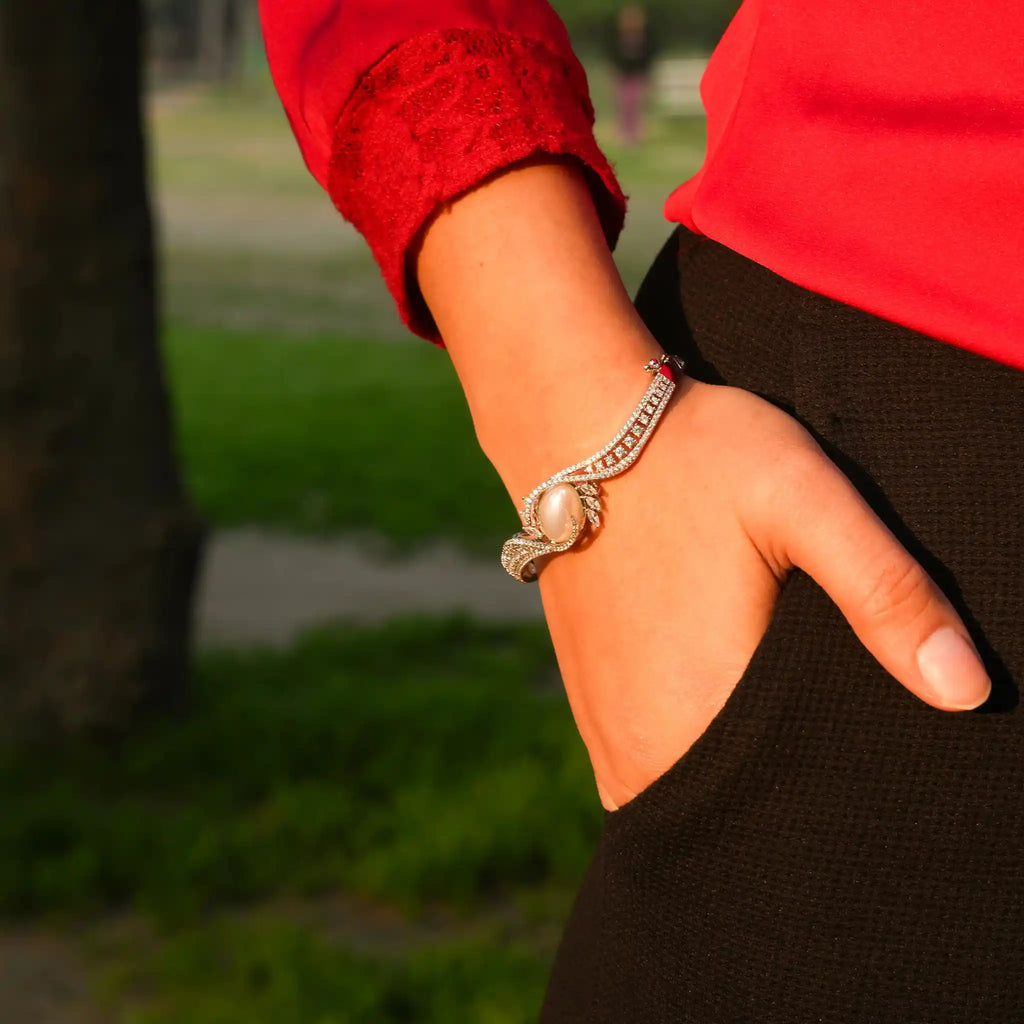 Iris Pearl Cuff