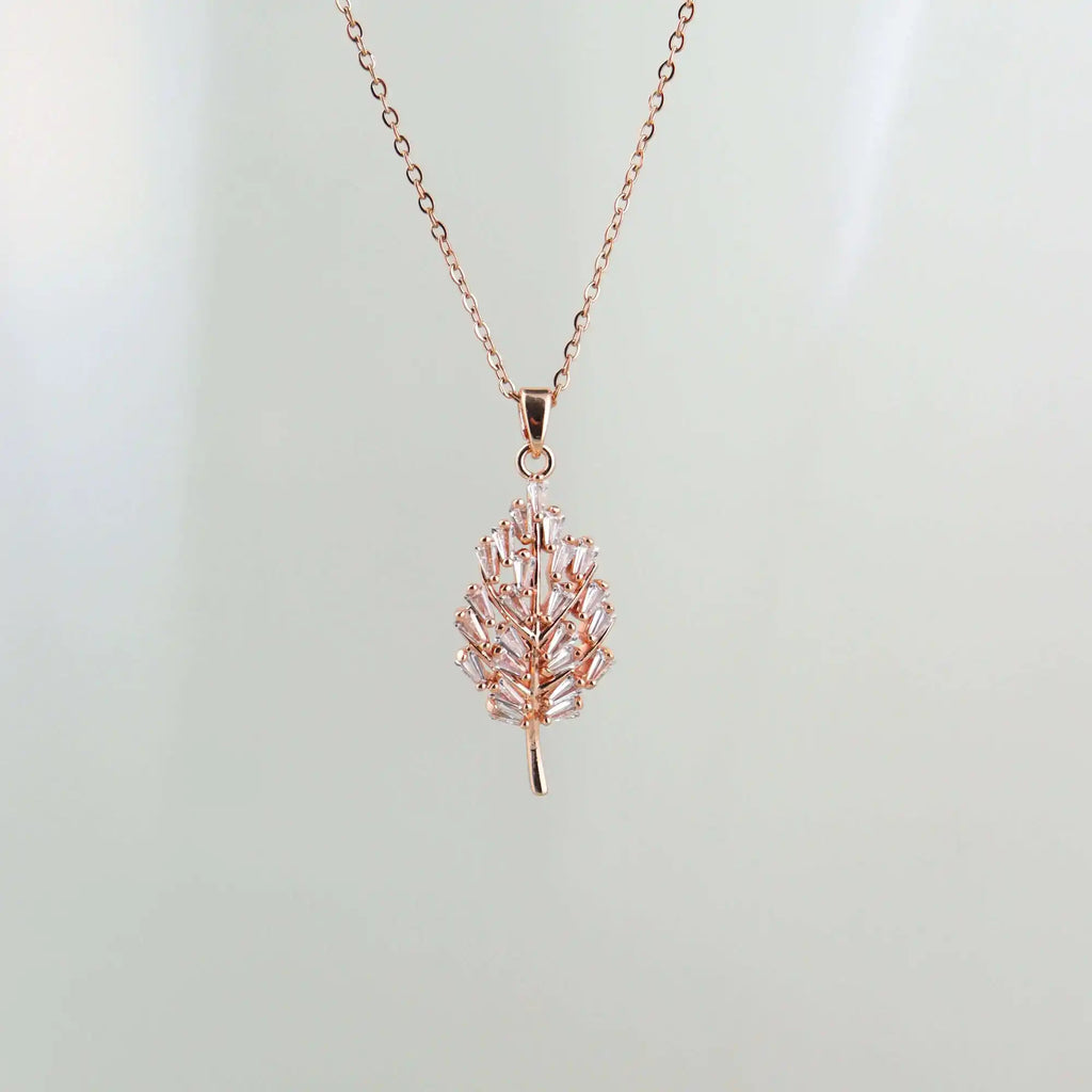 Leafy Bloom Pendant Chain