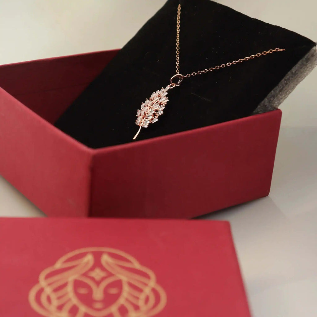 Leafy Bloom Pendant Chain