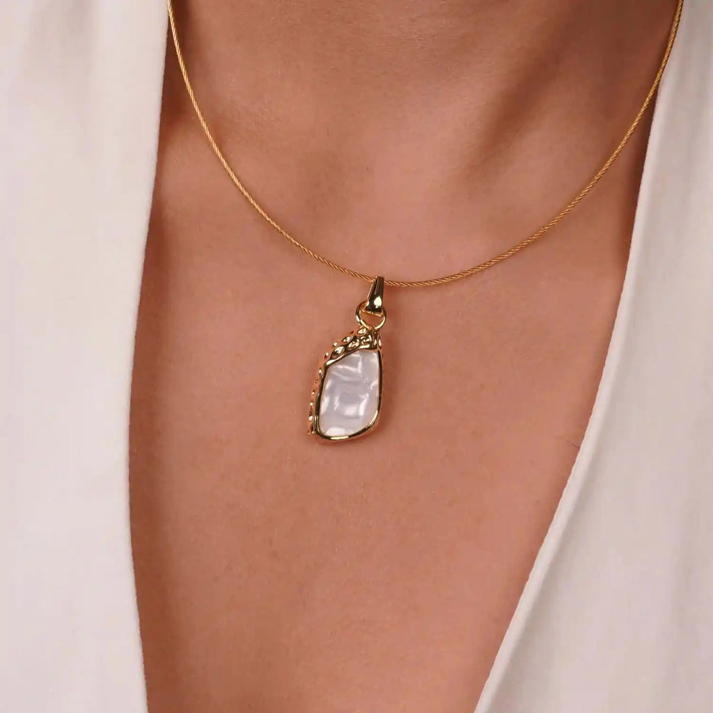 Organic Pearl Pendant
