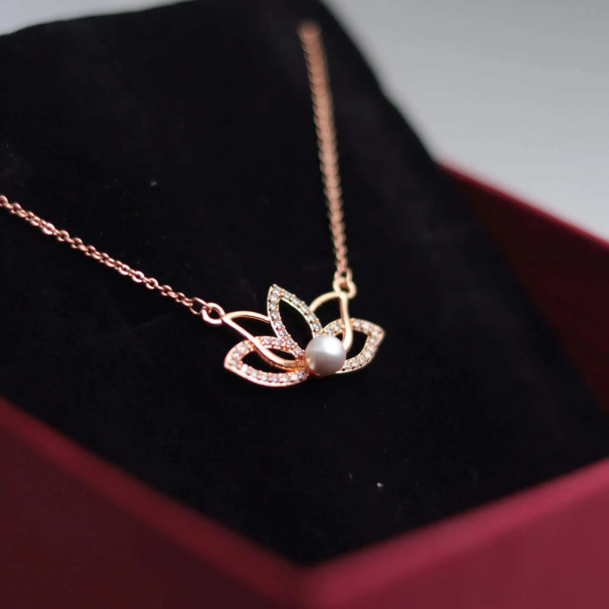 Pearl Lotus Pendant Chain