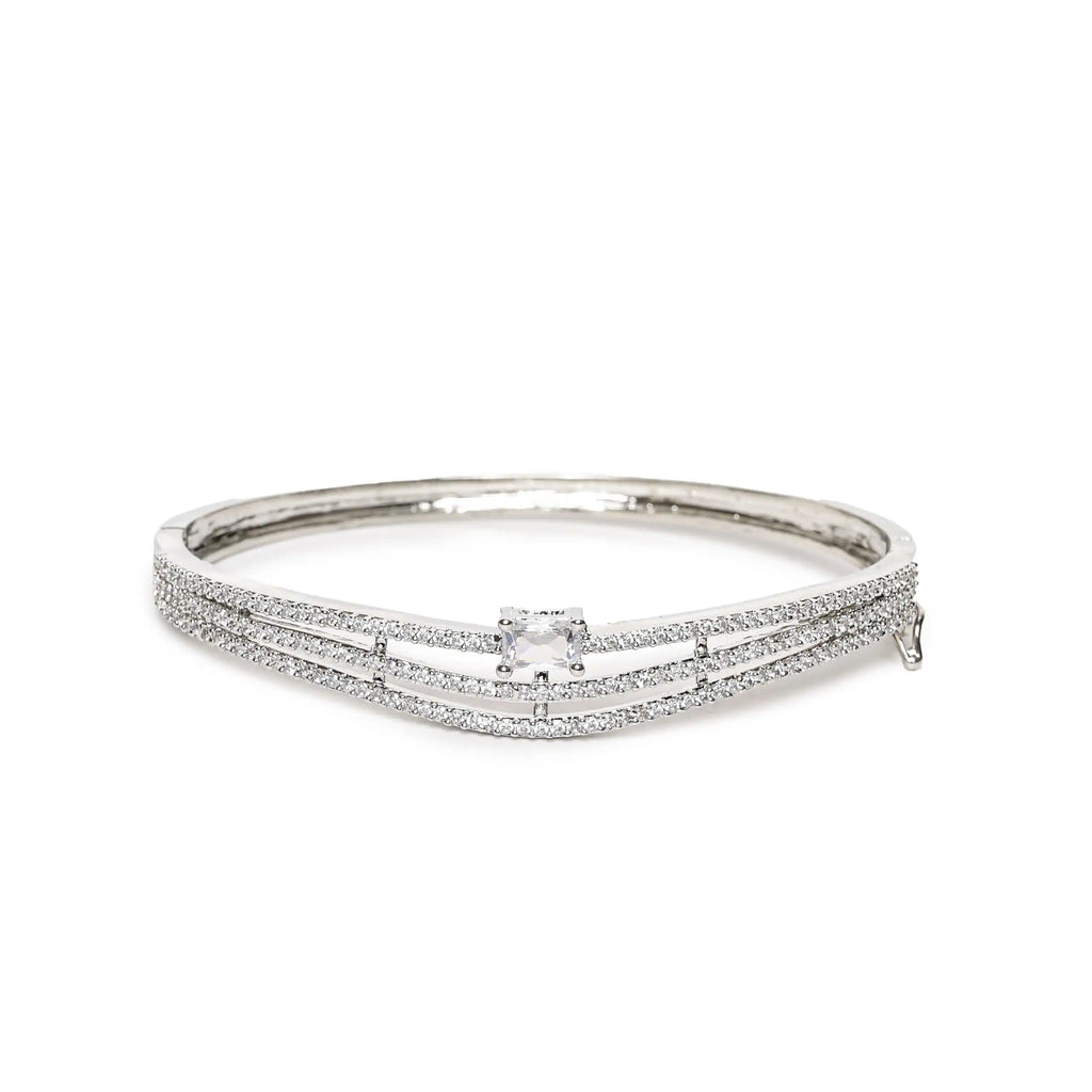 Elegant Solataire bracelet 