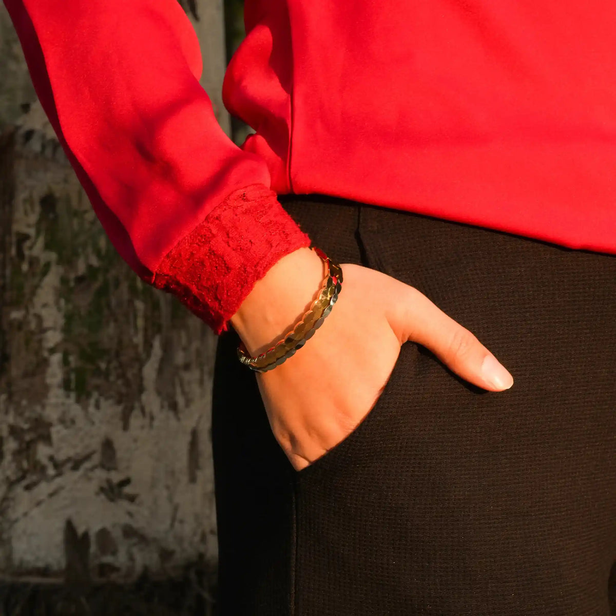 Ripple Gold Cuff – Gold-Tone Ripple-Textured Cuff Bracelet