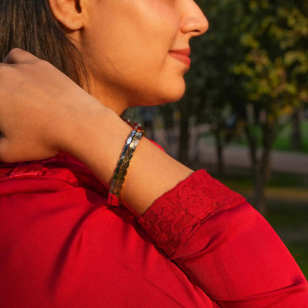 Ripple Gold Cuff – Gold-Tone Ripple-Textured Cuff Bracelet