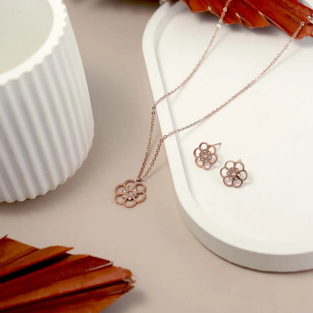 Rose Blossom Elegance Set