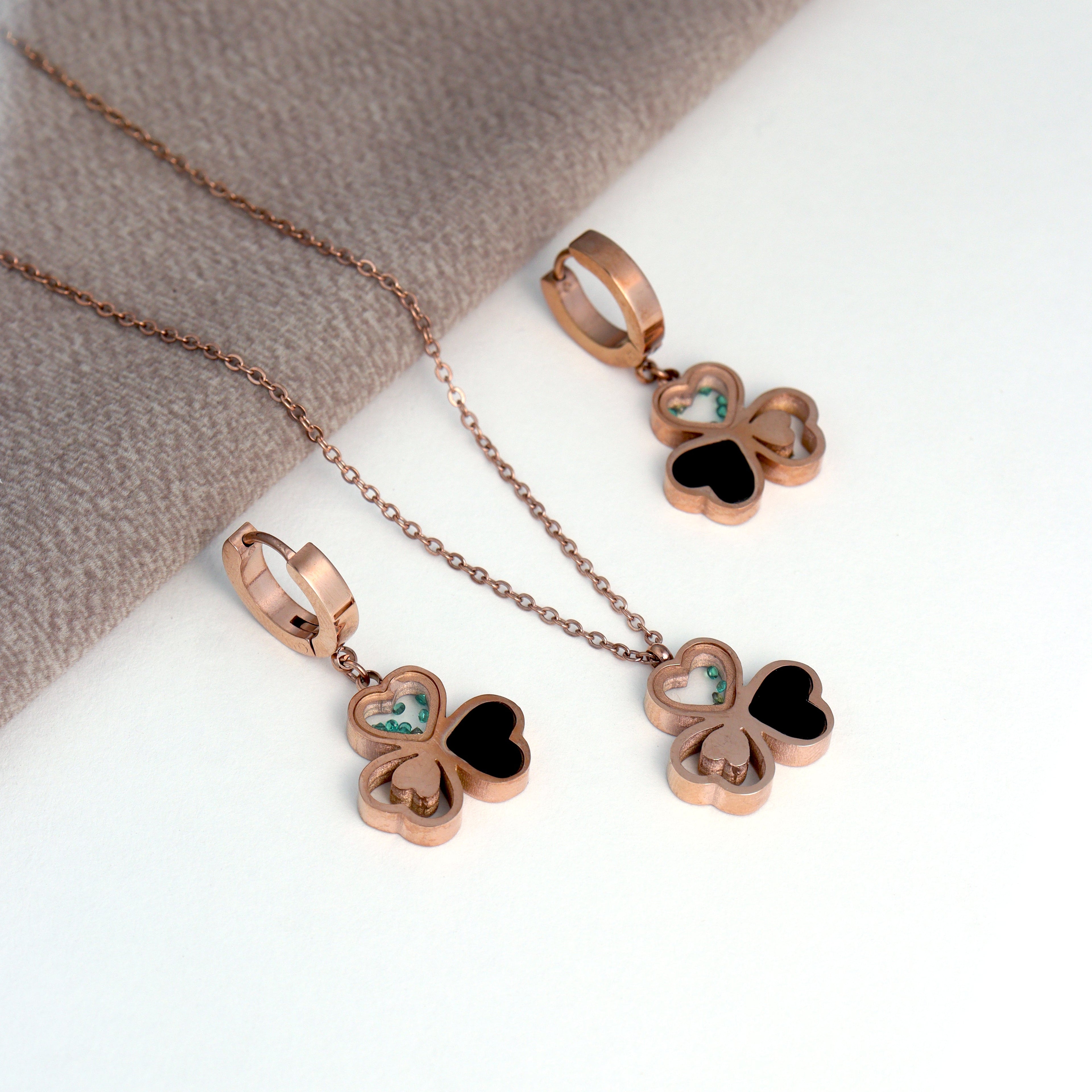 Floral Charm Set