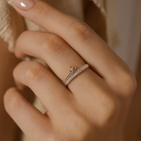 Elegant Flower Ring