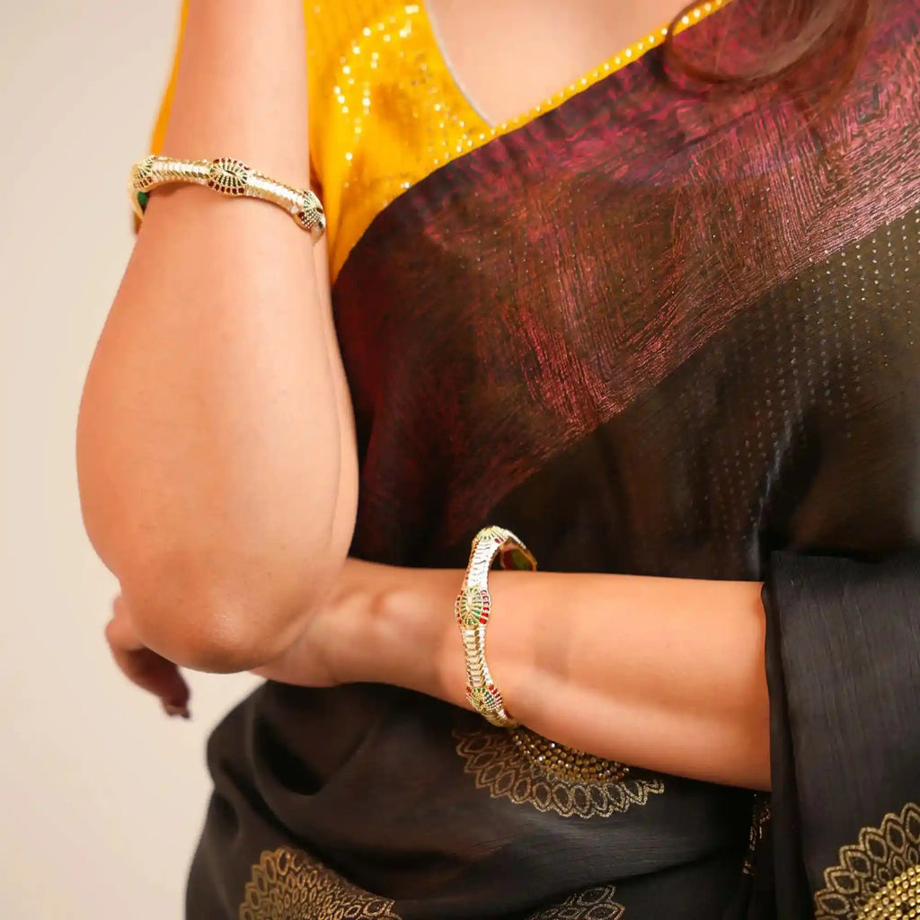 Svarnika Bangles