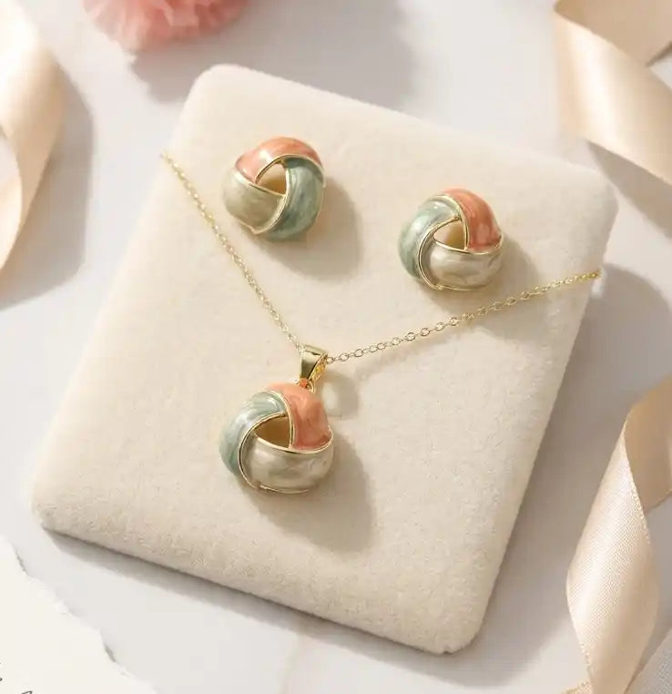 Luxury Gold Jewelry