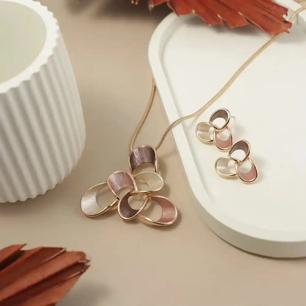 Tri-Tone Matte Gold Pendant Set – Abstract Loop Necklace & Earrings