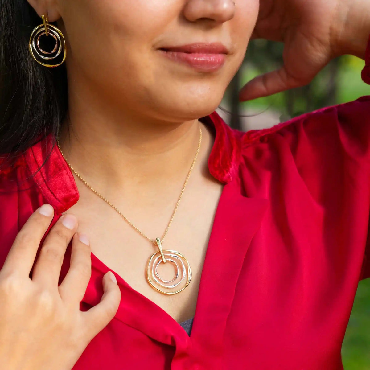 Trinity Orbit Pendant Set
