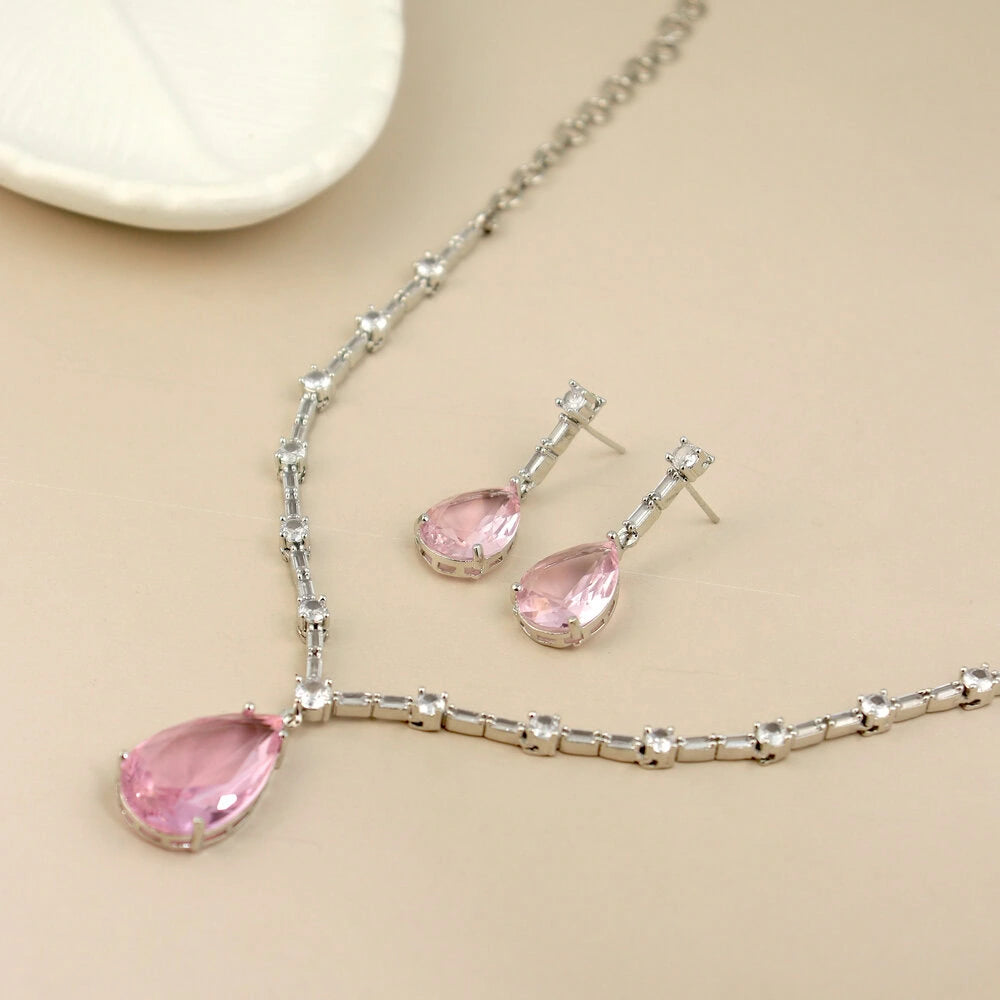 Emerald Necklace Set