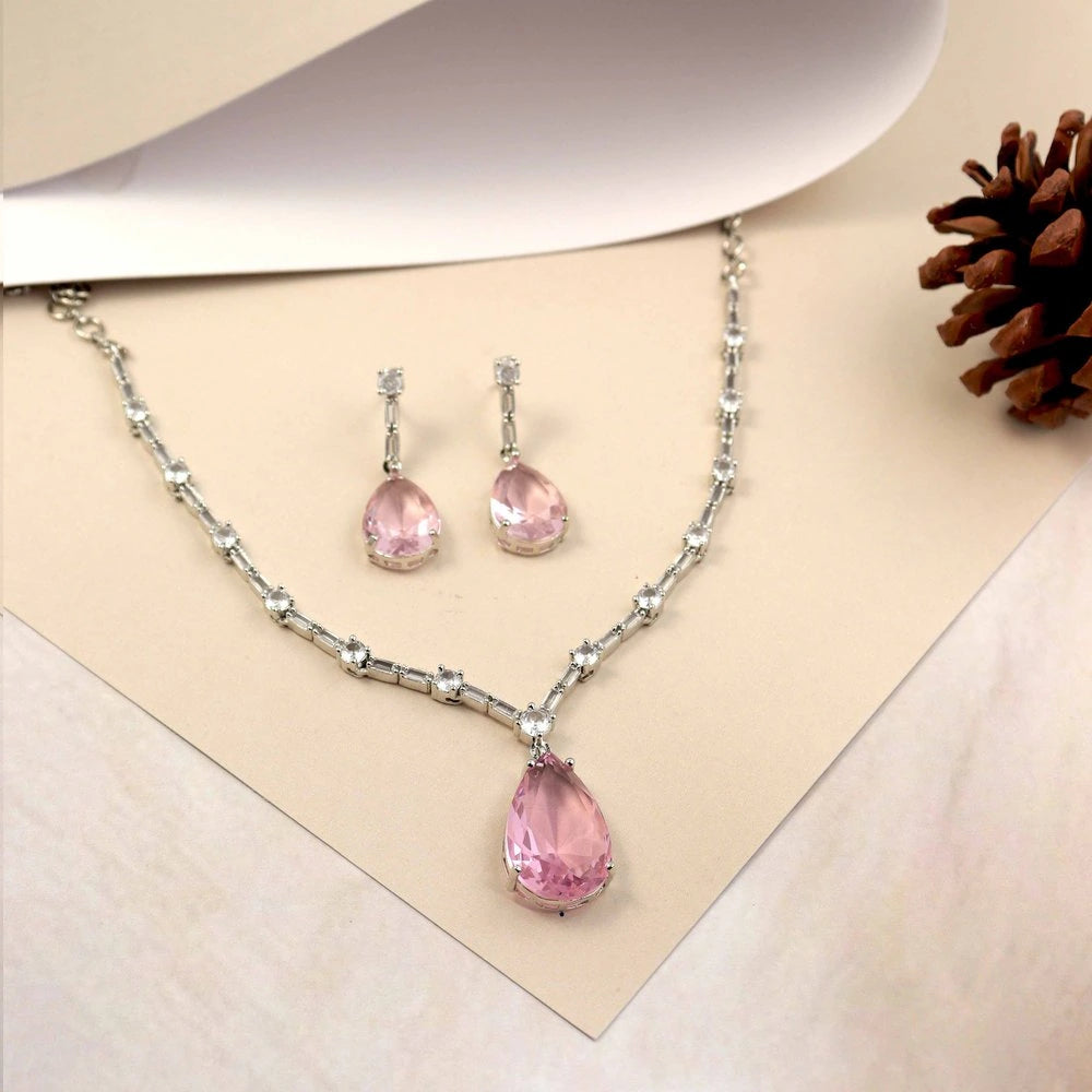 Emerald Necklace Set