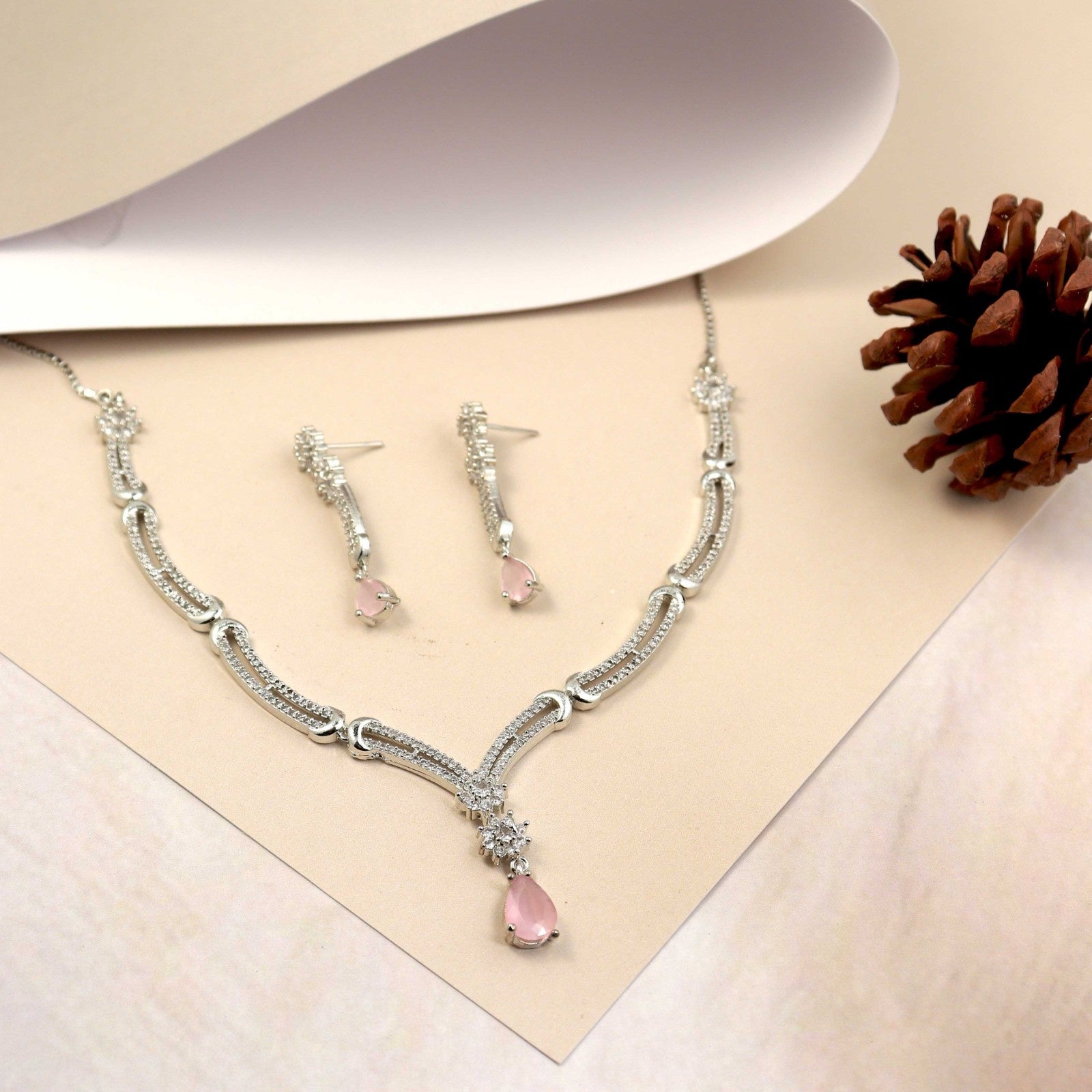 Dainty Dewdrop Set