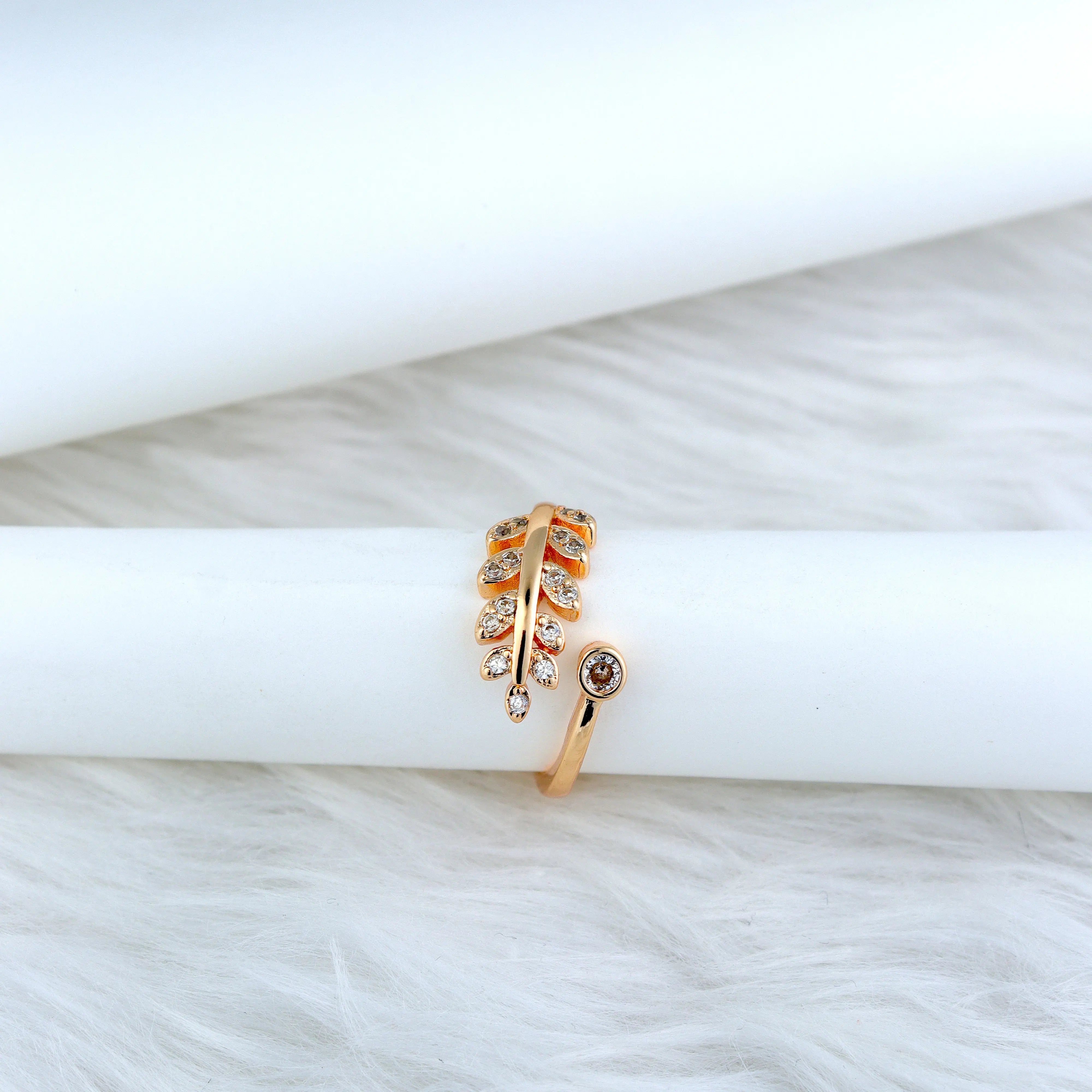 Classic Golden Leaf Ring - Own It Pure