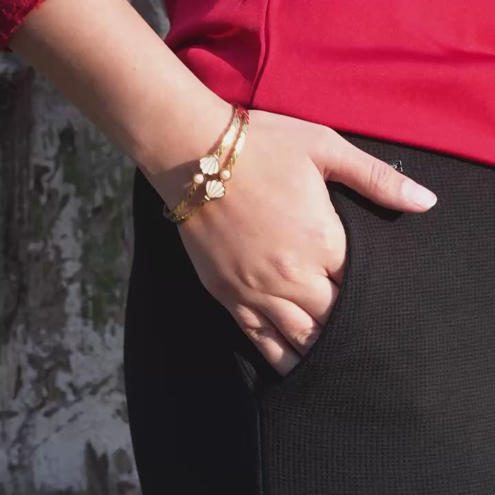 Ocean Pearl Band – Gold-Tone Cuff Bracelet with Pearl Accents