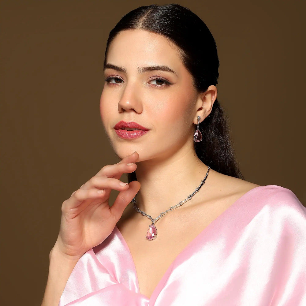 latest necklace design for women